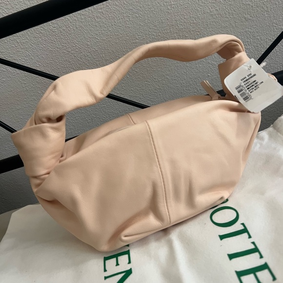 NWT Bottega Veneta melon pink double knot leather handbag - Picture 15 of 16